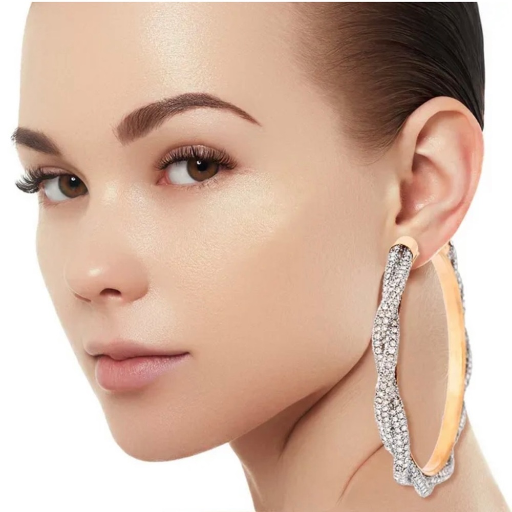 SOLD BLING🛍🆕TWISTED CLEAR RHINESTONE HOOP EARRINGS